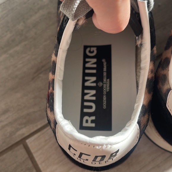 Golden Goose Running Sneaker size 37 - Picture 4 of 9